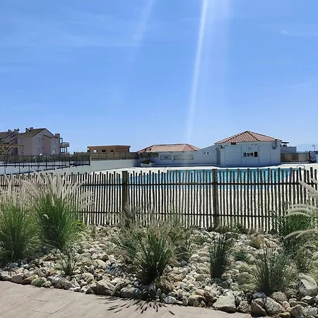 T2 Avec Piscine Et Parking Au Barcares - Fr-1-195-84 *