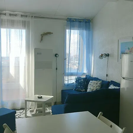 アパート T2 Avec Piscine Et Parking Au Barcares - Fr-1-195-84