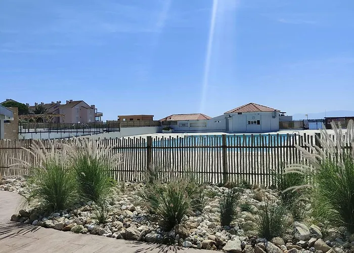 T2 Avec Piscine Et Parking Au Barcares - Fr-1-195-84 *